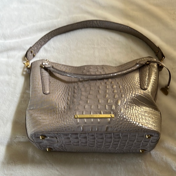 Brahmin Handbags - EUC Beautiful Brahmin Handbag